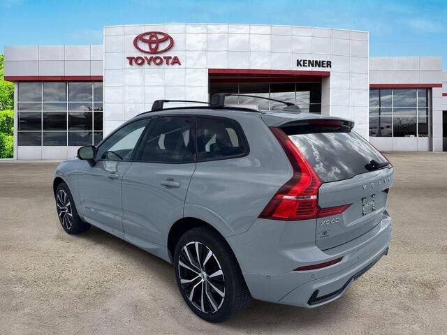 2024 Volvo XC60 B5 PLUS DARK THEME — фото 4
