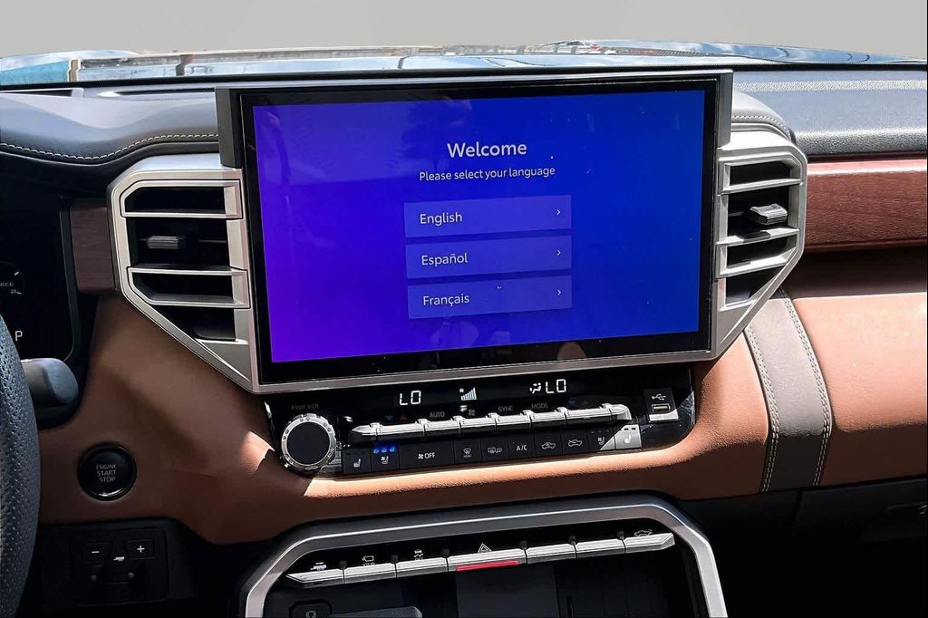 صورة 7 لـ 2025 Toyota TUNDRA 1794 EDITION