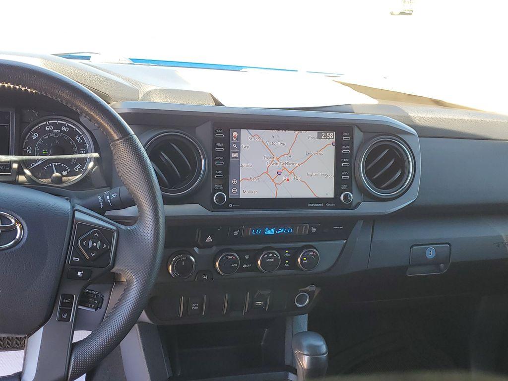 2020 Toyota TACOMA 缩略图 27