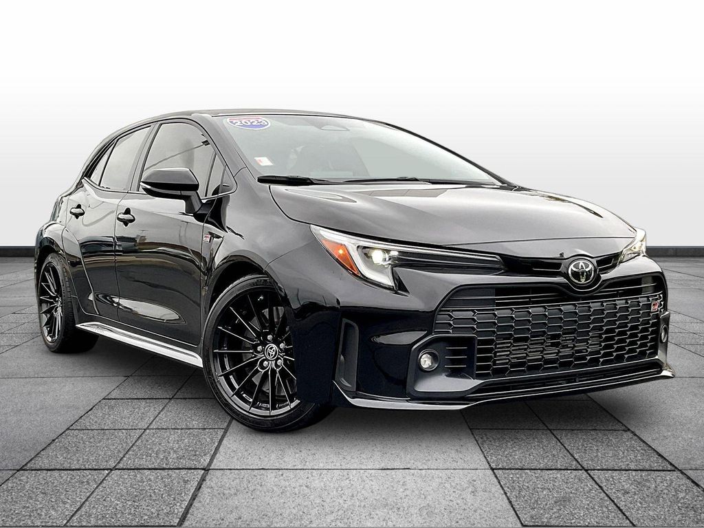 صورة 1 لـ 2023 Toyota GR COROLLA CORE