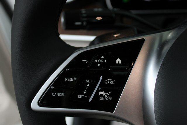 2025 Mercedes-BENZ C-CLASS — миниатюра 19