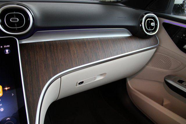 2025 Mercedes-BENZ C-CLASS — миниатюра 31