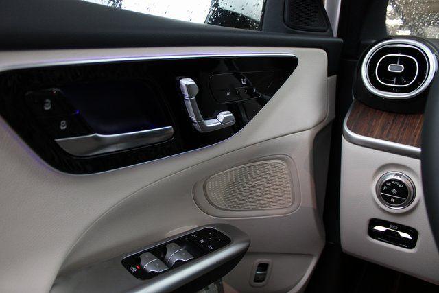 2025 Mercedes-BENZ C-CLASS — миниатюра 24
