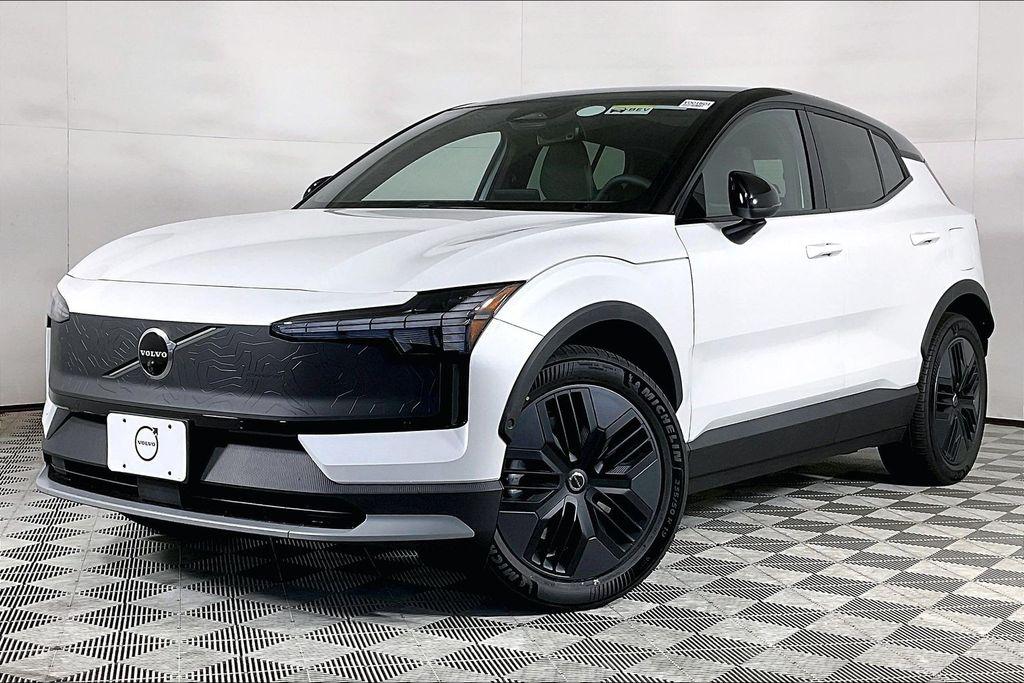 New 2026 Volvo EX30 TWIN MOTOR CROSS COUNTRY ULTRA