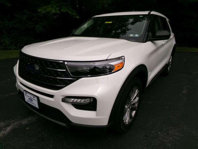 2023 FORD EXPLORER XLT photo 4