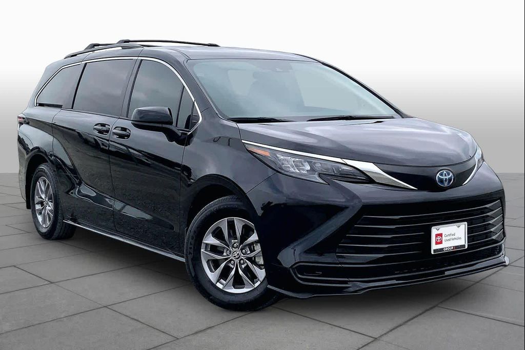 TOYOTA SIENNA - 3
