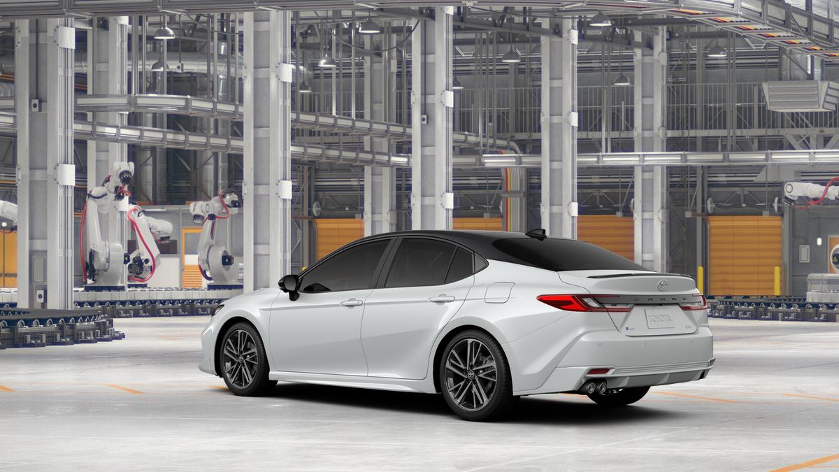 TOYOTA CAMRY - 6