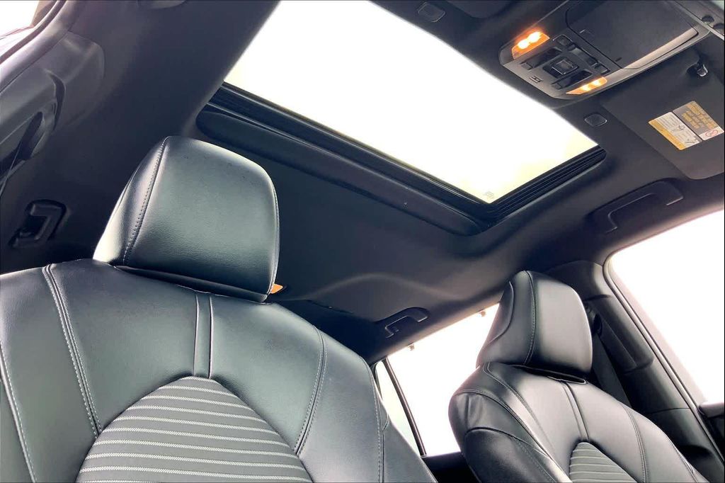 2023 Toyota HIGHLANDER XSE 缩略图 14