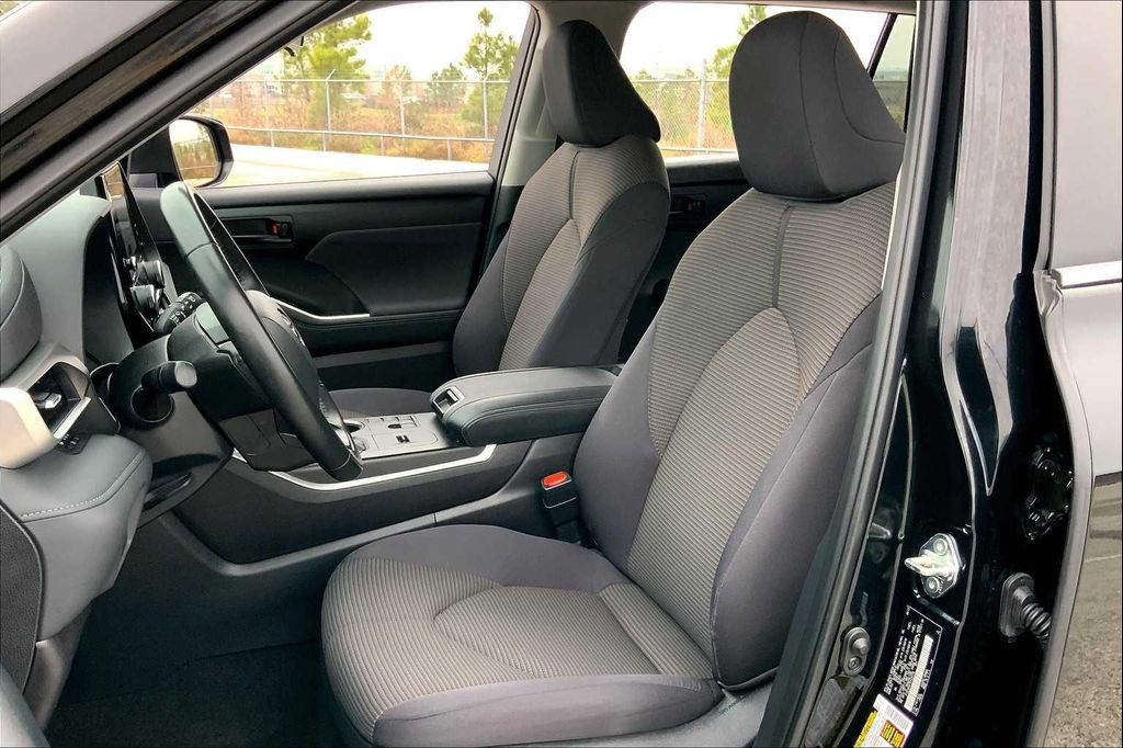 TOYOTA HIGHLANDER - 8