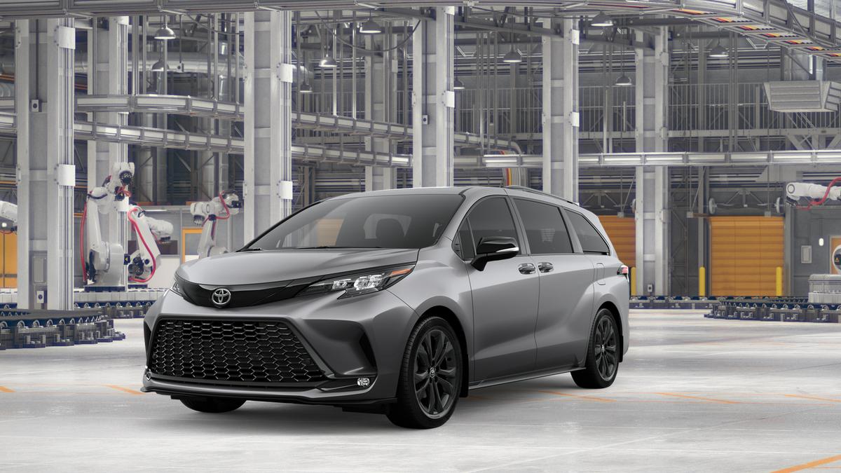 New 2026 Toyota Sienna XSE 7 Passenger