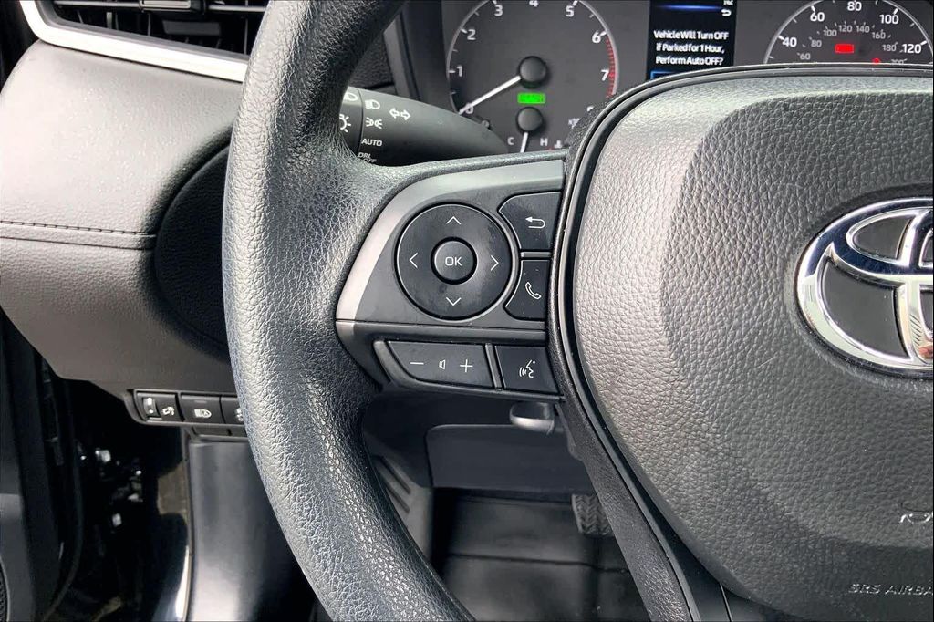 صورة مصغرة 23 لـ 2025 Toyota COROLLA HYBRID SE