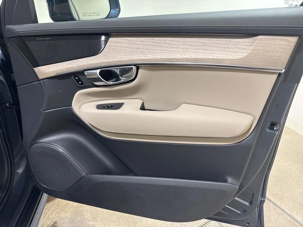 صورة مصغرة 27 لـ 2026 Volvo XC90 PLUS, B6 AWD GAS (MILD HYBRID), GASOLINE, BRI