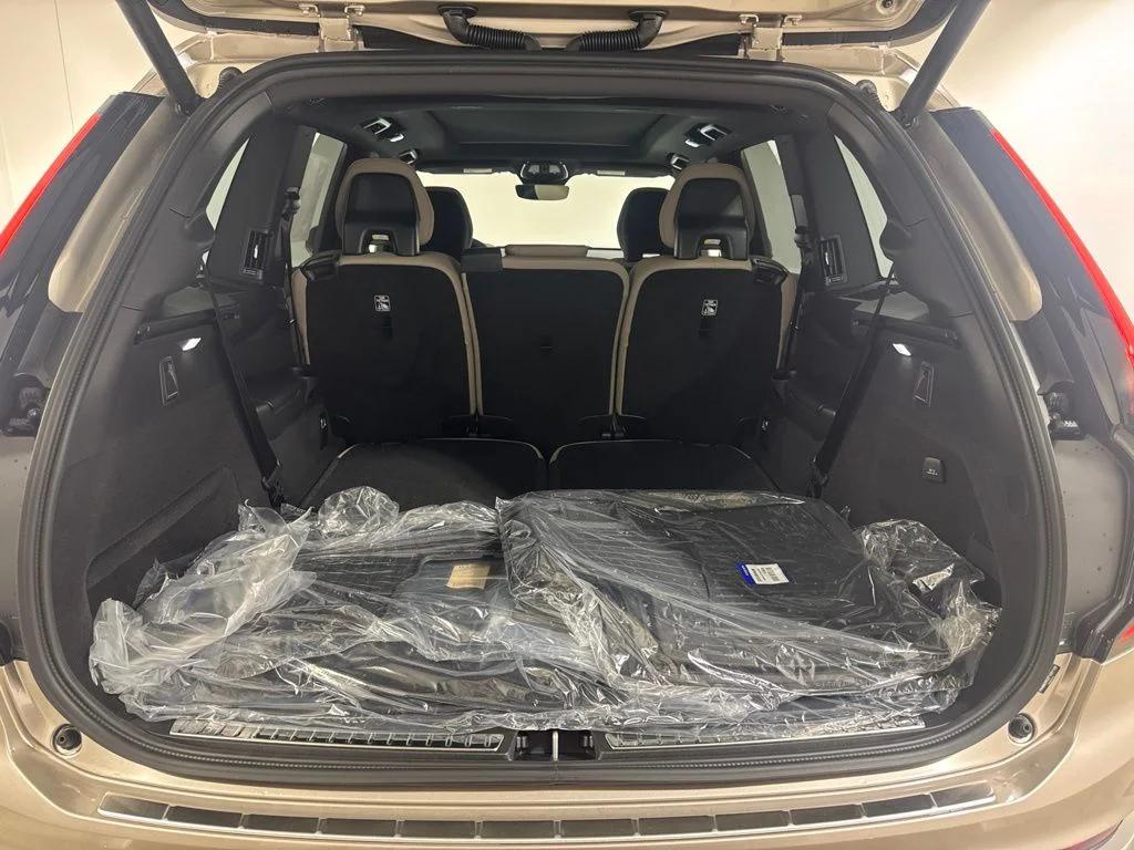 2026 Volvo XC90 PLUS, B6 AWD GAS (MILD HYBRID), GASOLINE, BRI — миниатюра 31