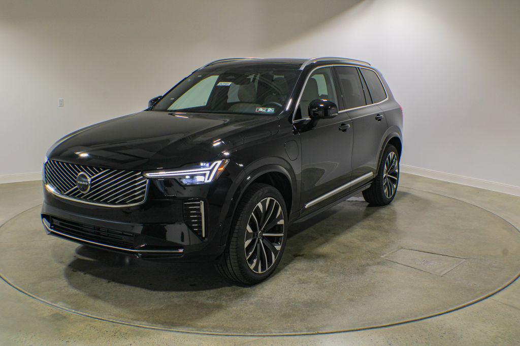 New 2026 Volvo XC90 Plug-In Hybrid T8 Plus 7-Seater