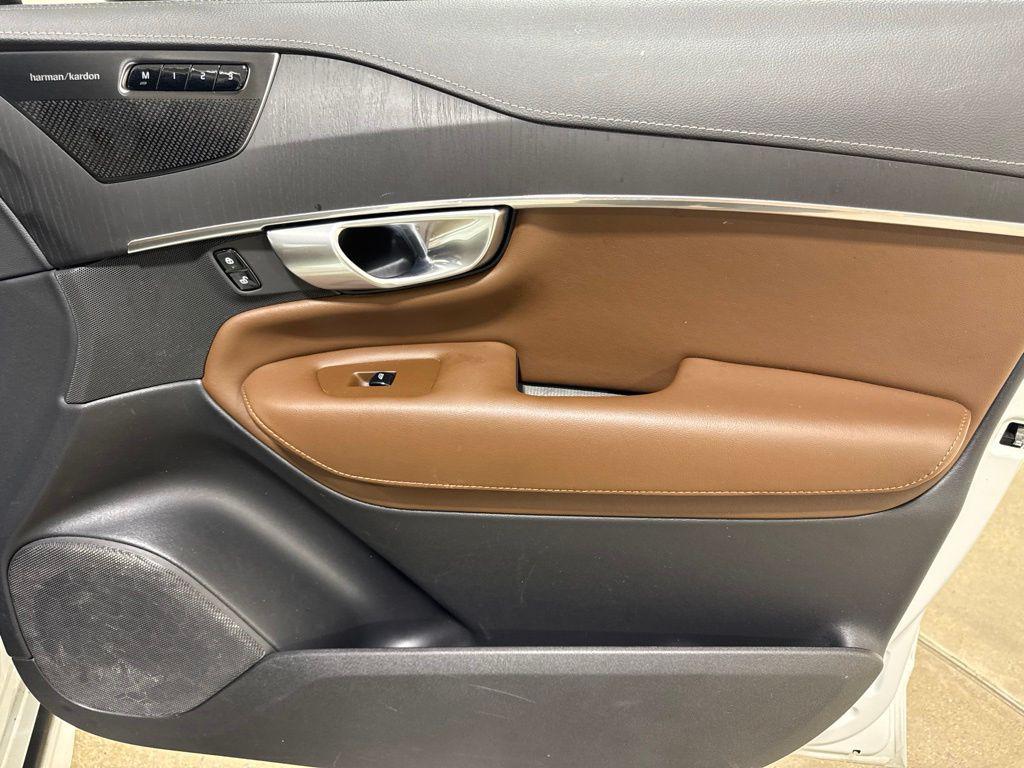 صورة مصغرة 27 لـ 2024 Volvo XC90 B6 ULTIMATE BRIGHT THEME 7-SEATER