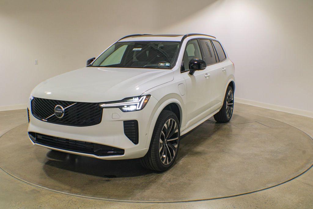 New 2026 Volvo XC90 Plug-In Hybrid Ultra, T8 AWD, Electric/Gasoline, Bright, 7 Seats