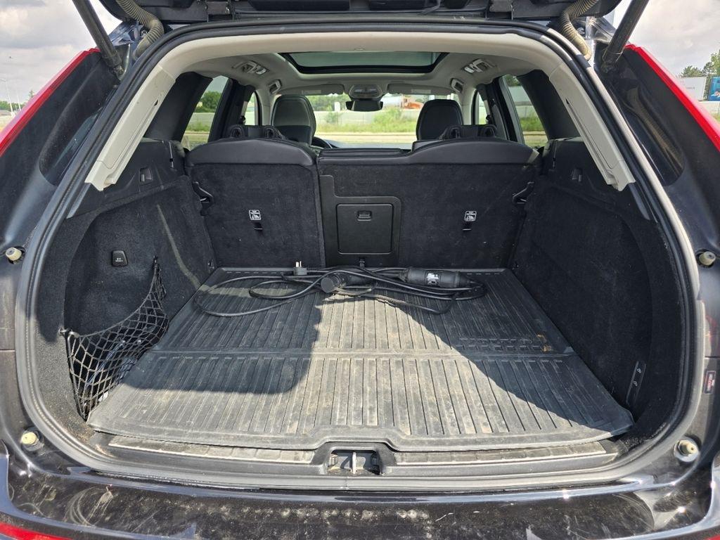 صورة مصغرة 19 لـ 2023 Volvo XC60 RECHARGE PLUG-IN HYBRID T8 ULTIMATE DARK THEM