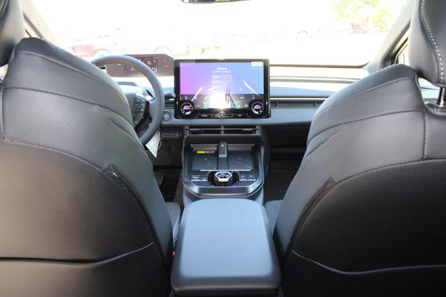 صورة مصغرة 27 لـ 2026 Toyota C-HR SE
