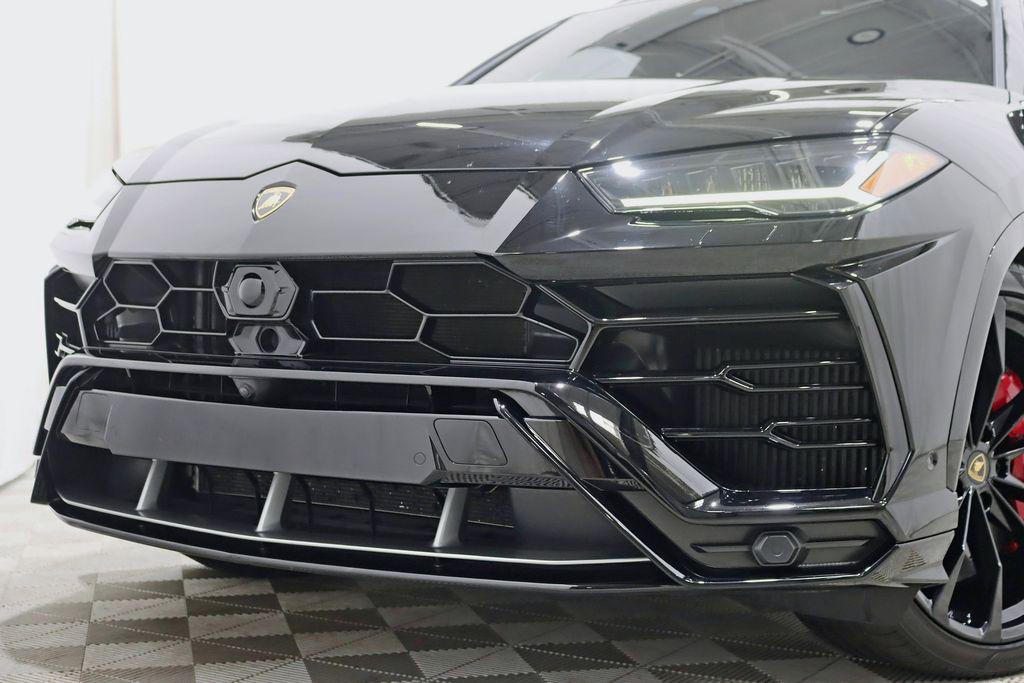 صورة 8 لـ 2020 Lamborghini URUS BASE