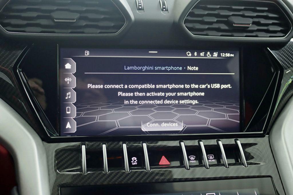 صورة 23 لـ 2020 Lamborghini URUS BASE