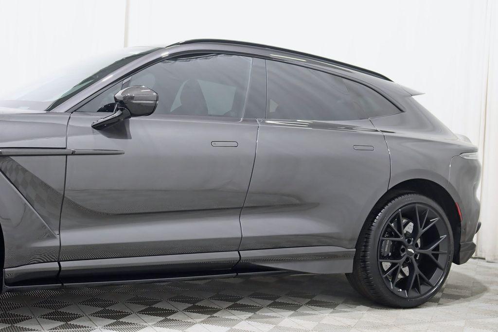 2025 Aston Martin DBX 707 照片 7