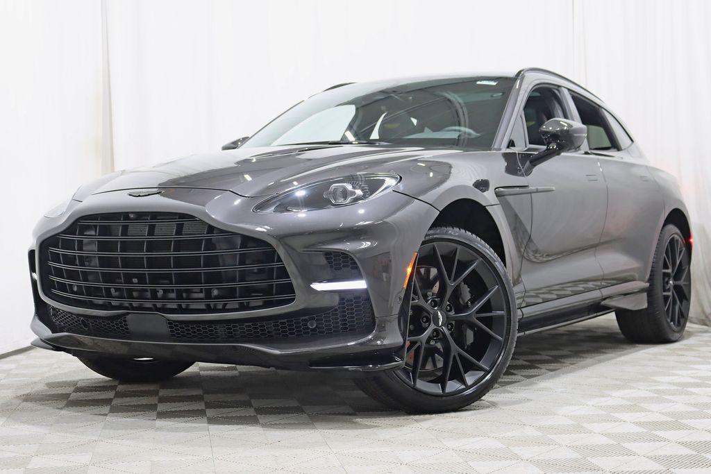 2025 Aston Martin DBX 707 照片 10