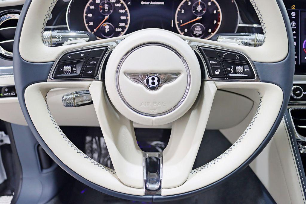 صورة 17 لـ 2020 Bentley FLYING SPUR W12