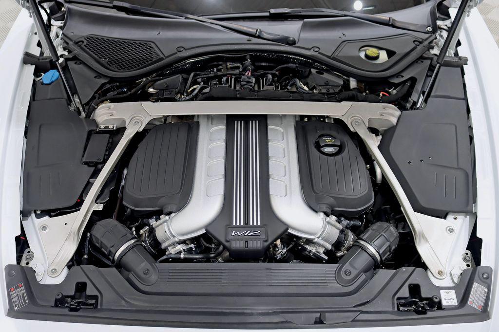 صورة 48 لـ 2020 Bentley FLYING SPUR W12