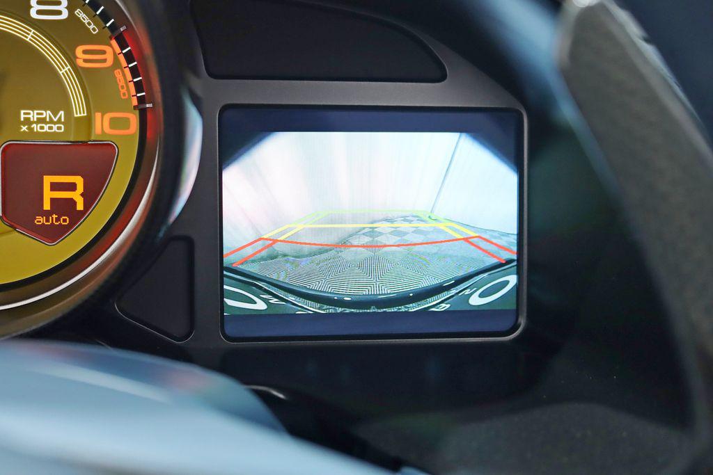 صورة مصغرة 29 لـ 2021 Ferrari 812 GTS BASE