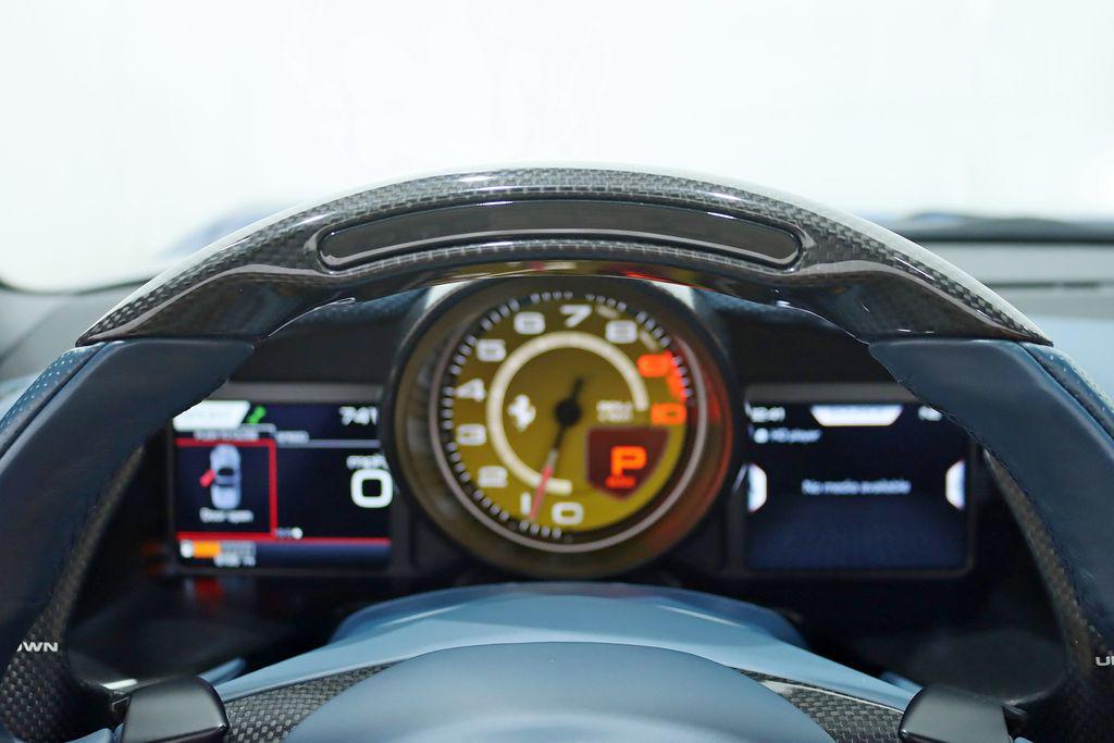 صورة مصغرة 26 لـ 2021 Ferrari 812 GTS BASE