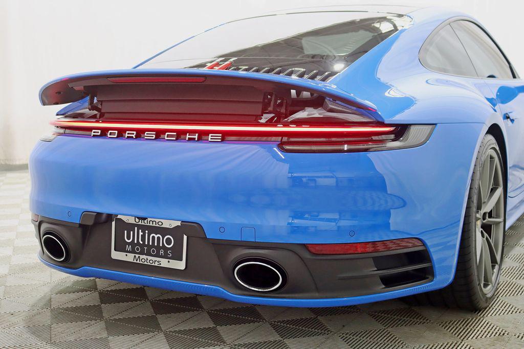 صورة مصغرة 13 لـ 2022 Porsche 911 CARRERA