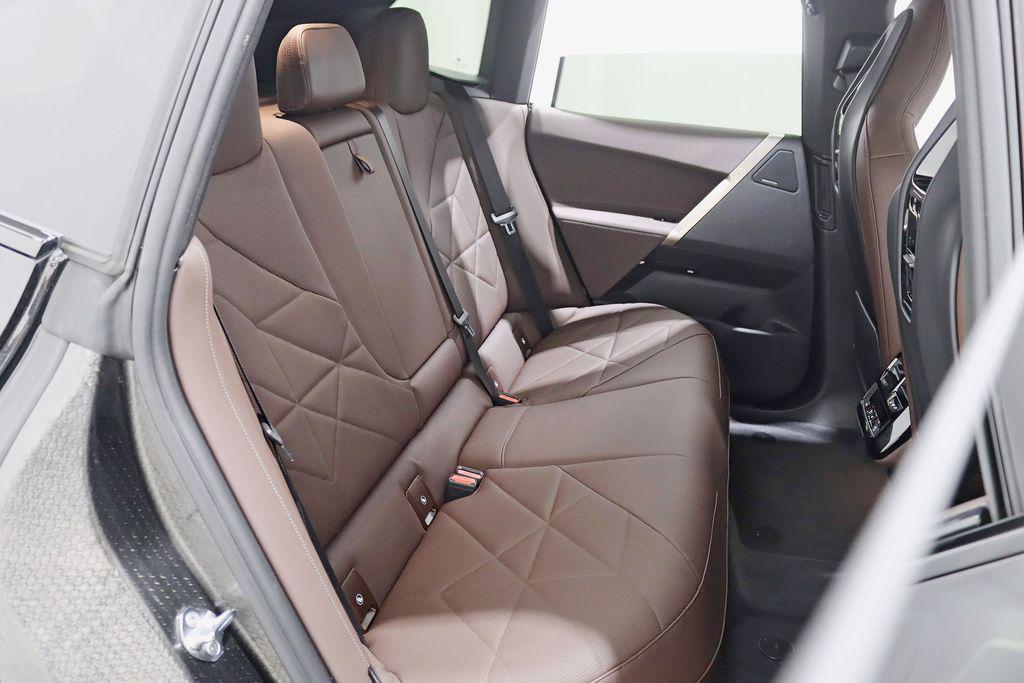 2024 BMW IX XDRIVE50 缩略图 31
