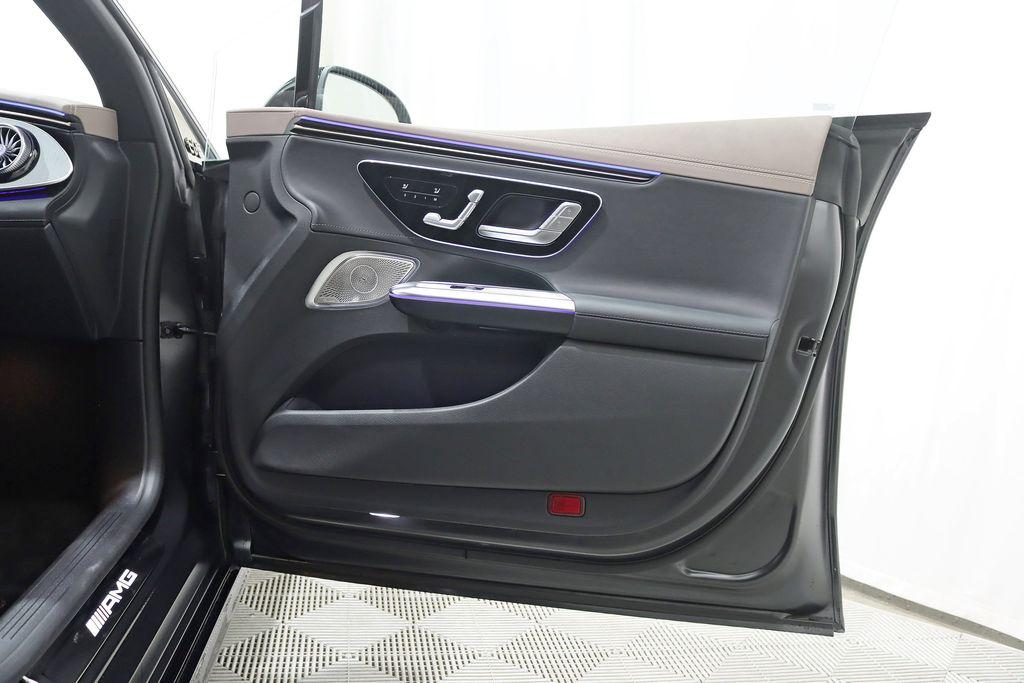 صورة مصغرة 29 لـ 2023 Mercedes-BENZ AMG EQE 4MATIC+