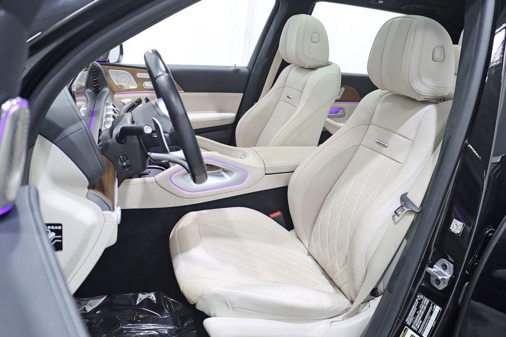 صورة مصغرة 32 لـ 2021 Mercedes-BENZ AMG GLS 63 BASE