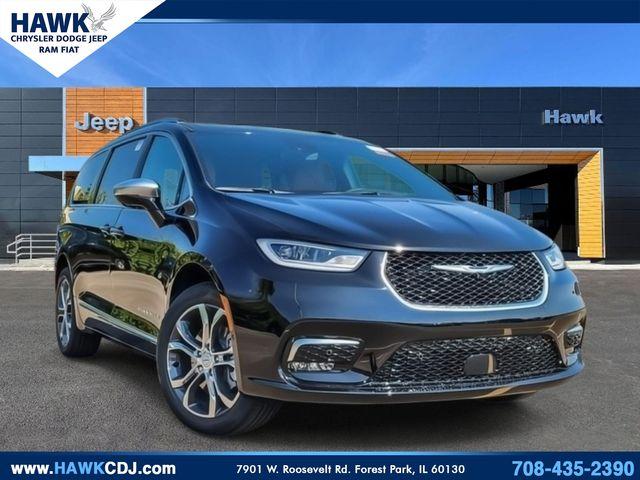 New 2026 Chrysler Pacifica Pinnacle