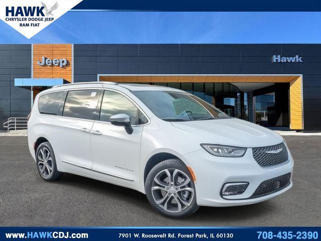 New 2026 Chrysler Pacifica Pinnacle