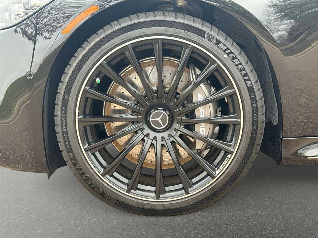 2026 Mercedes-BENZ AMG S 63 E 4MATIC — миниатюра 12