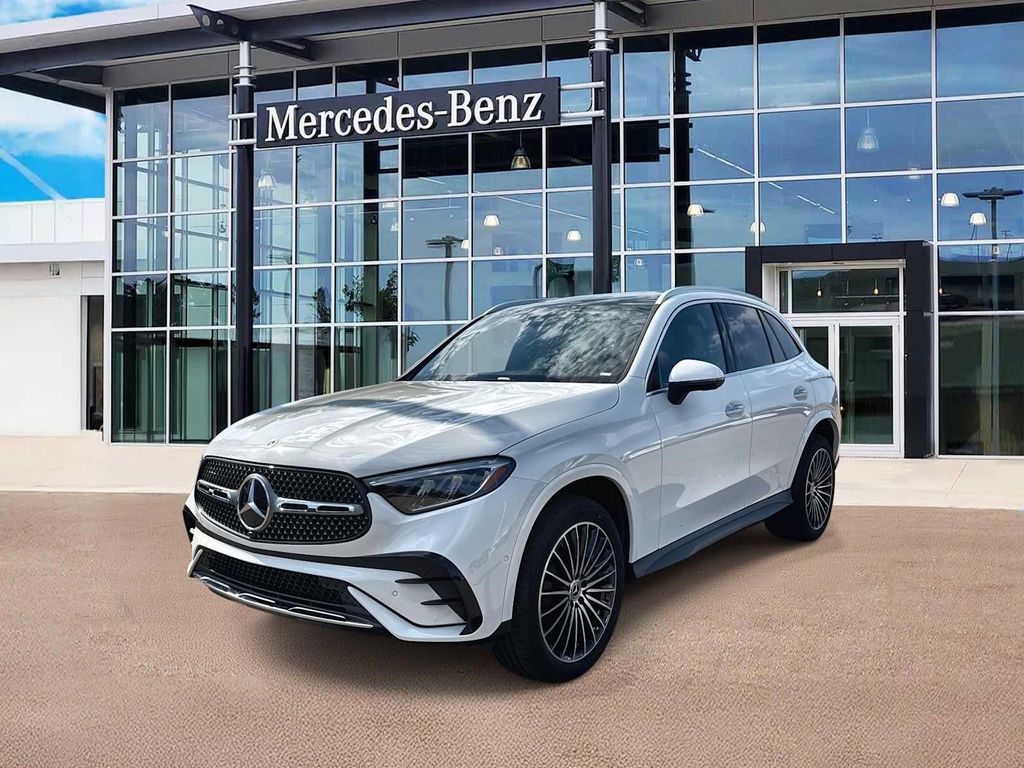 New 2026 Mercedes-Benz GLC 300 Base