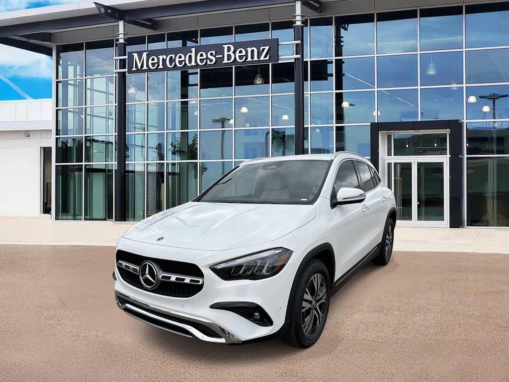 New 2026 Mercedes-Benz GLA 250 4MATIC