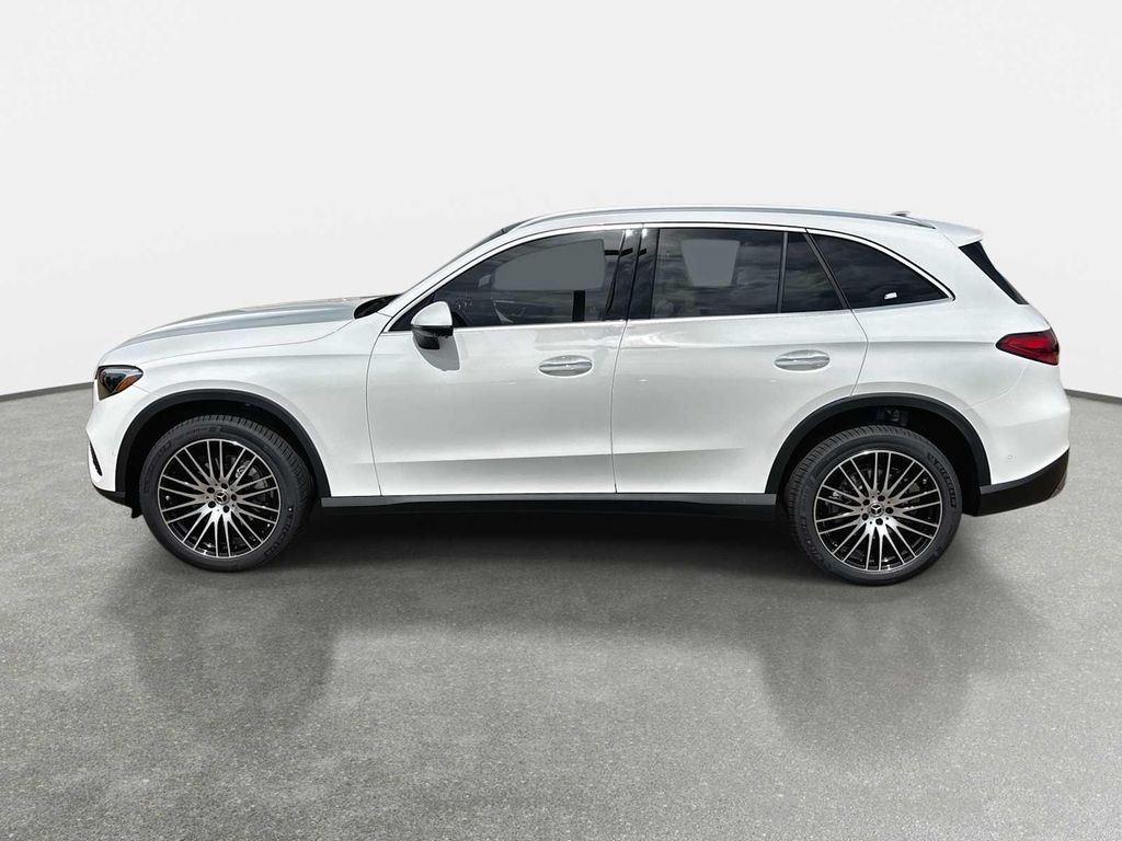 2026 Mercedes-BENZ GLC — фото 5