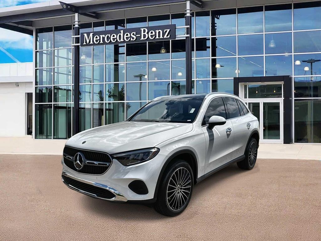 New 2026 Mercedes-Benz GLC 300 Base