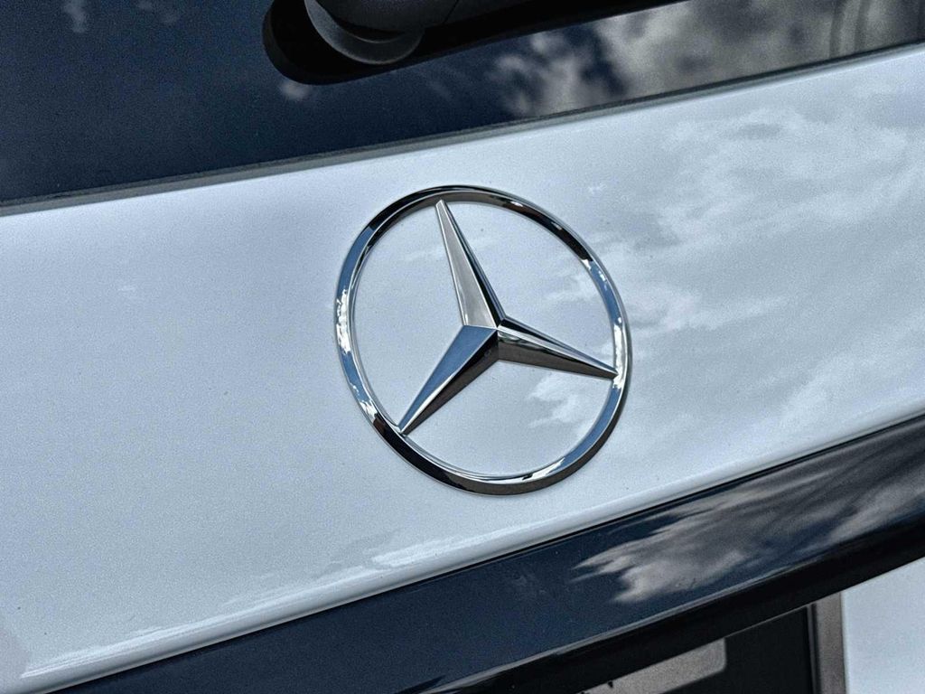 2026 Mercedes-BENZ GLC 缩略图 16