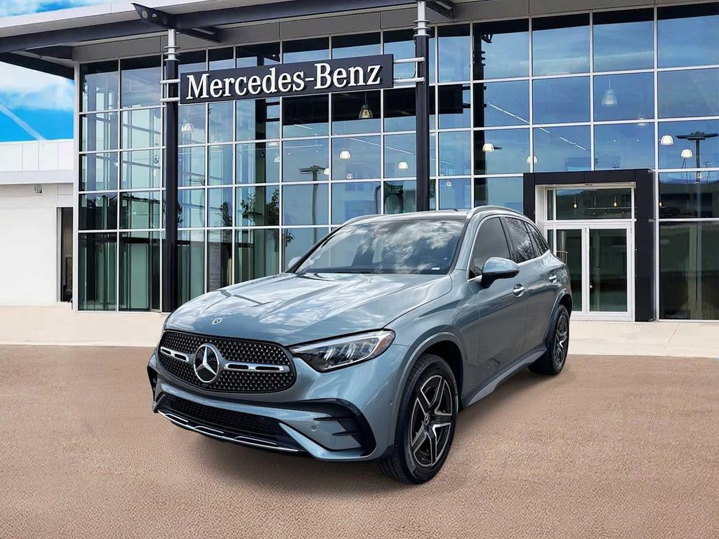 New 2026 Mercedes-Benz GLC 300 Base