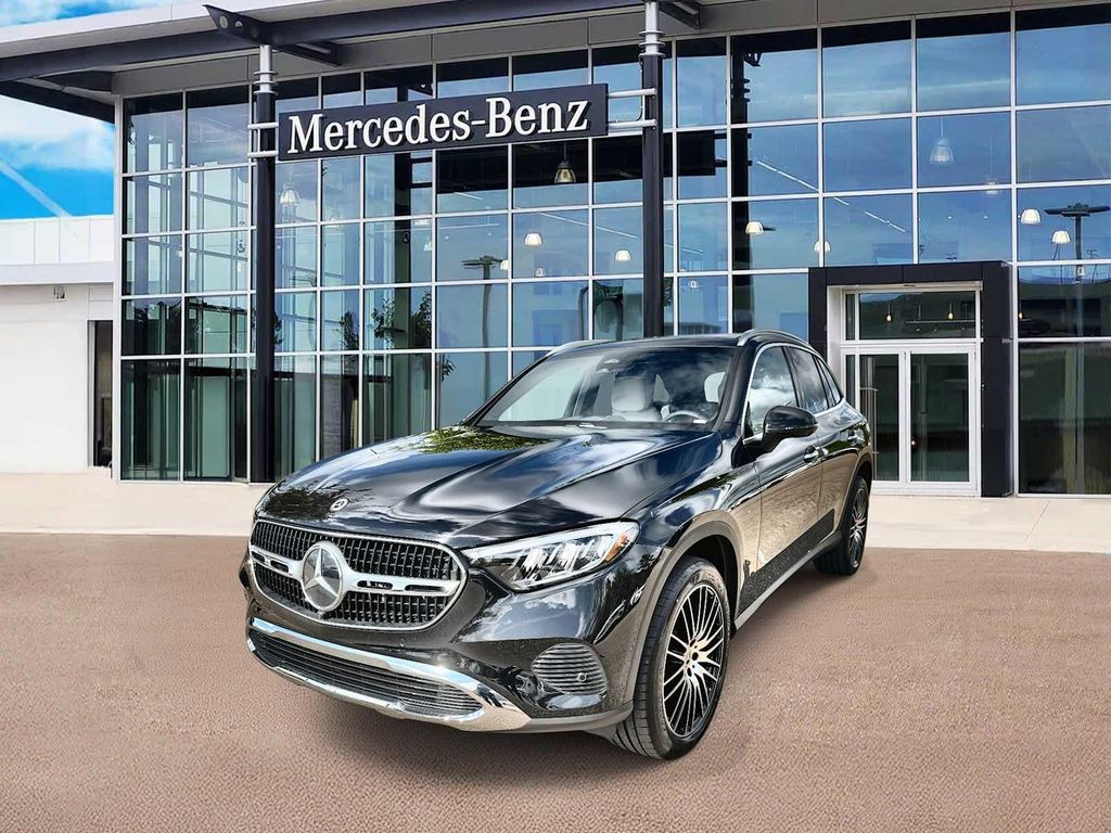 New 2026 Mercedes-Benz GLC 300 Base