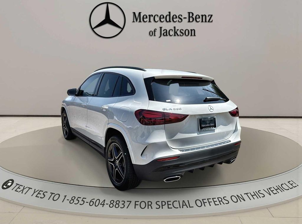 2026 Mercedes-BENZ GLA 缩略图 6