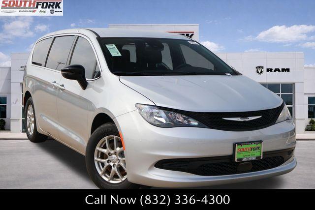 New 2026 Chrysler Voyager LX