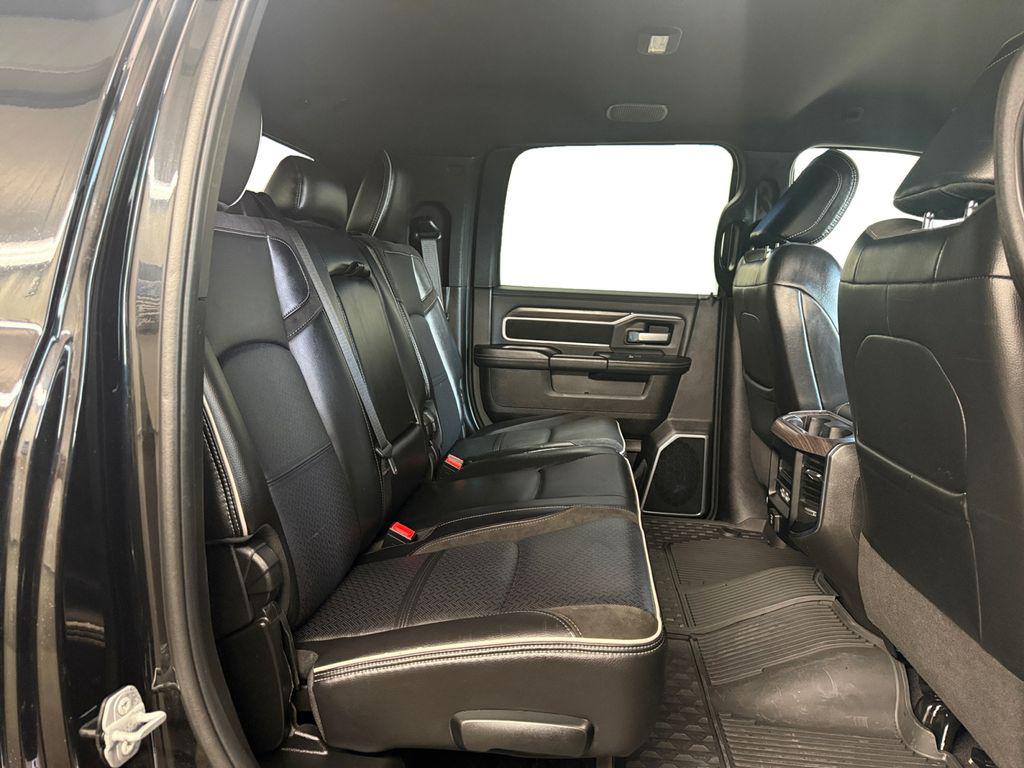 صورة مصغرة 18 لـ 2025 RAM 2500 LARAMIE MEGA CAB 4X4 6'4' BOX