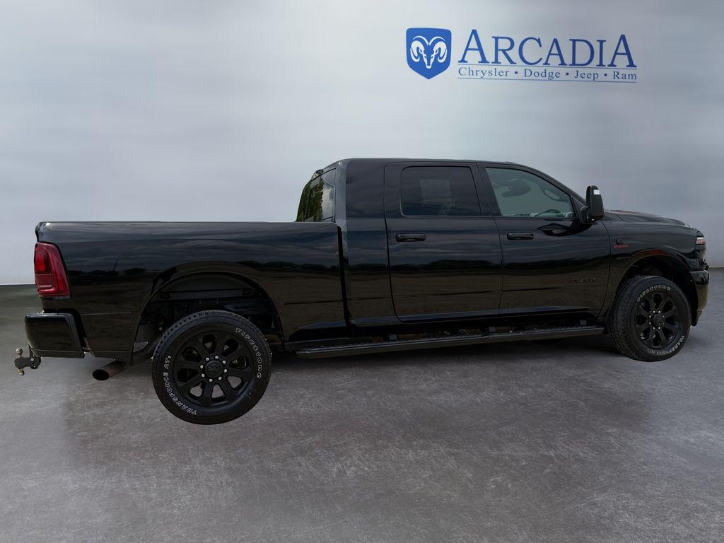 صورة 6 لـ 2025 RAM 2500 LARAMIE MEGA CAB 4X4 6'4' BOX