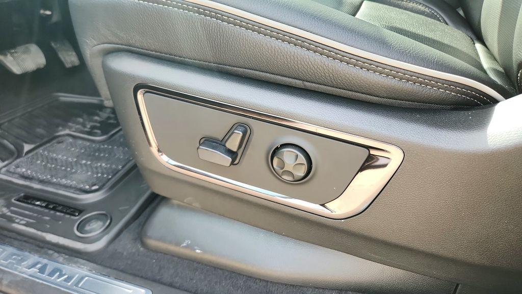 صورة مصغرة 25 لـ 2026 RAM 1500 LIMITED