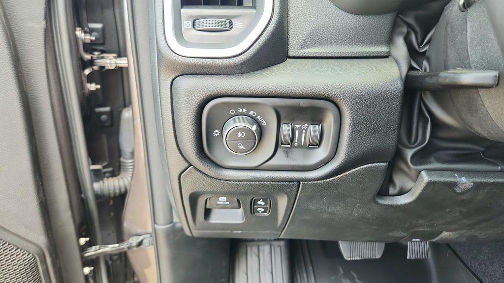 2026 RAM 1500 BIG HORN/LONE STAR — миниатюра 22